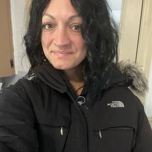 Woman’s L North Face Jacket